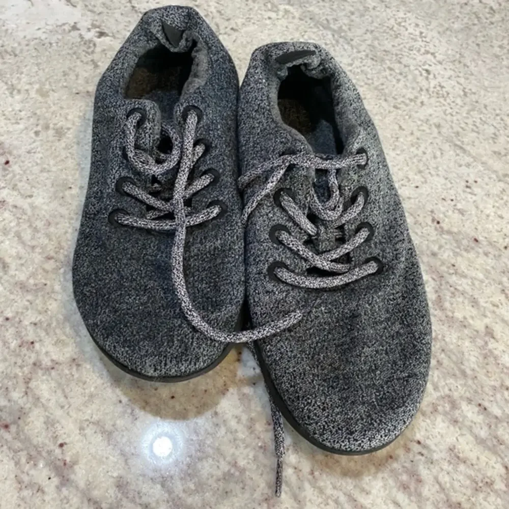 Allbirds Wool Runners Mens 9 Charcoal Gray‎ Merino Wool Sneakers Walking Shoes